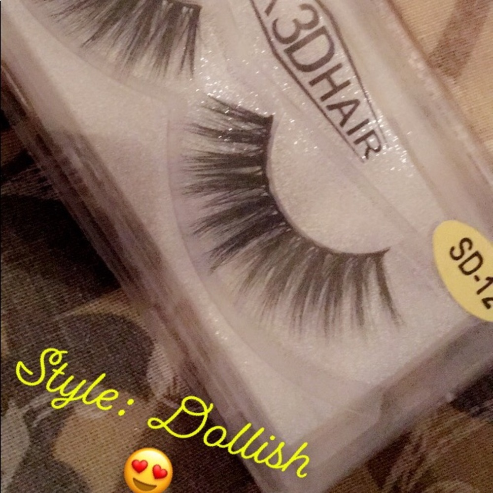 Stripped Lashes